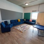 seating photo alternative text...